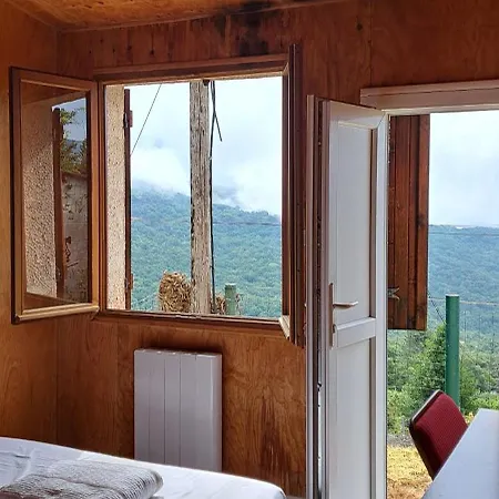 Discret, Apaisant, Calme Entre Et Montagne, Thermalisme *