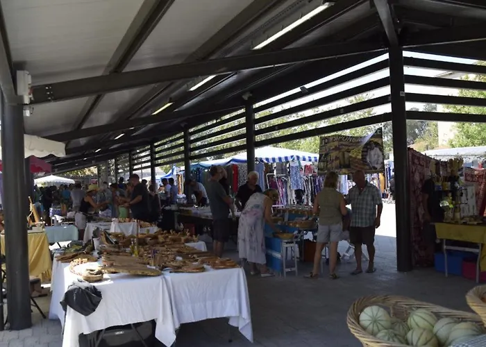 Discret, Apaisant, Calme Entre Et Montagne, Thermalisme Horská chata *